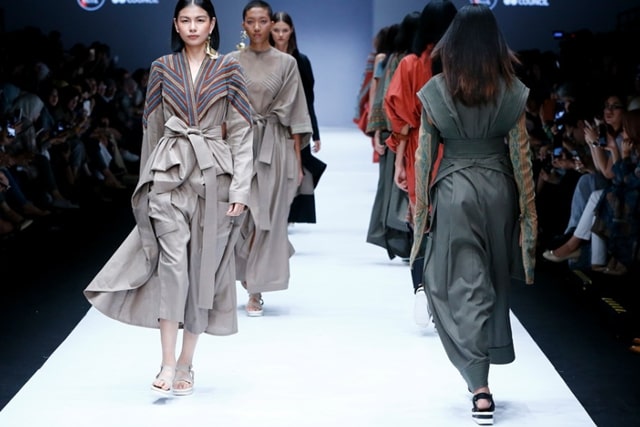 Eri, Pvra, dan Kami Tampilkan Nuansa Tradisional dan Modern di JFW 2019
